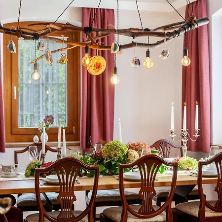 Apartment Villa Stumm شقة *